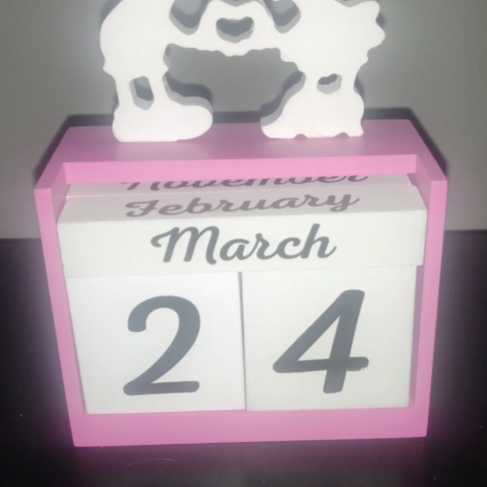 🐭Disney🐭 wood calender